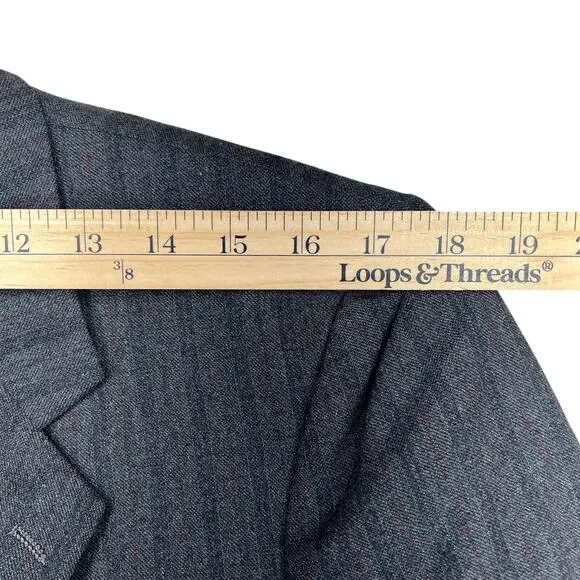 Virgin Wool Pinstripe Sport Coat 40RCambridge Vintage Gray Tailored Blazer